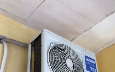 A unidade externa também entra — Águia Ar Condicionado, Maringá
